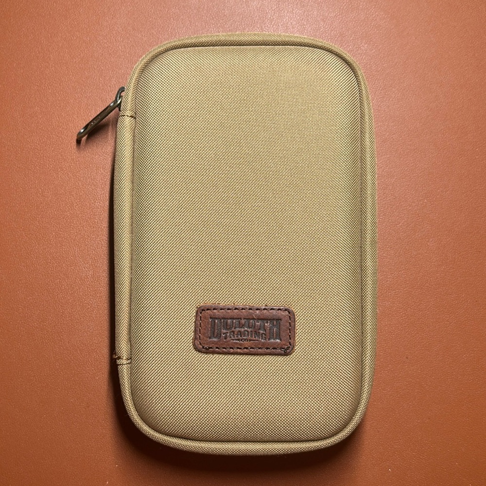 Duluth Trading Co Organizer For Electronics